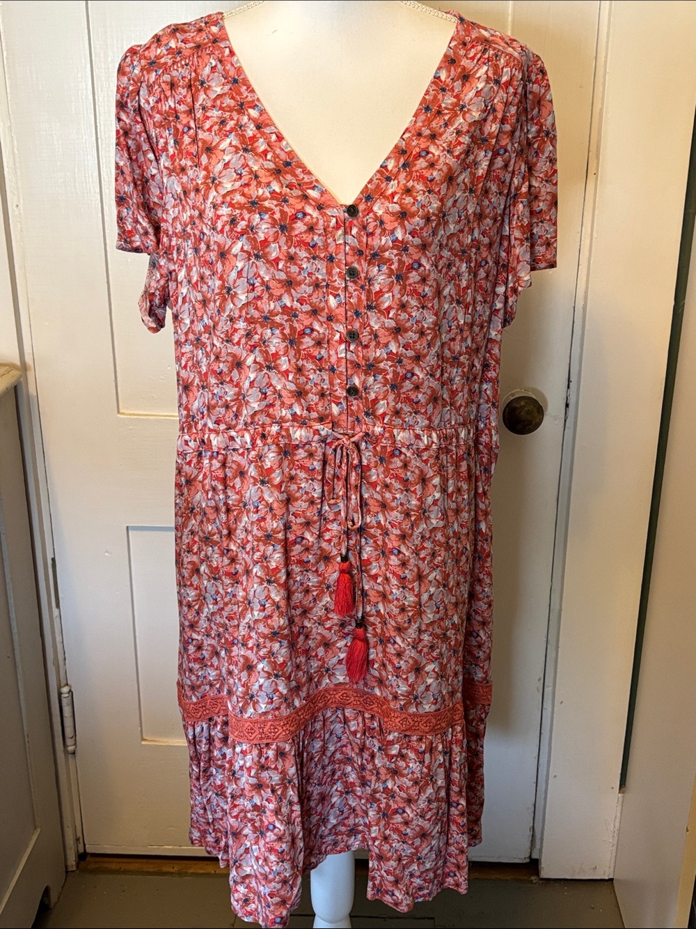 Knox Rose Coral Floral Button-Front Midi Dress with Tassel Waist